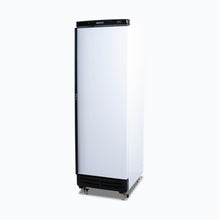 Solid door Freezer, 300 litres, static